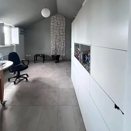 Apartment Smart Working Con Due Terrazzi E Fibra Ultra Veloce