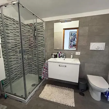 Smart Working Con Due Terrazzi E Fibra Ultra Veloce * Λατίνα