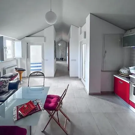 Apartment Smart Working Con Due Terrazzi E Fibra Ultra Veloce